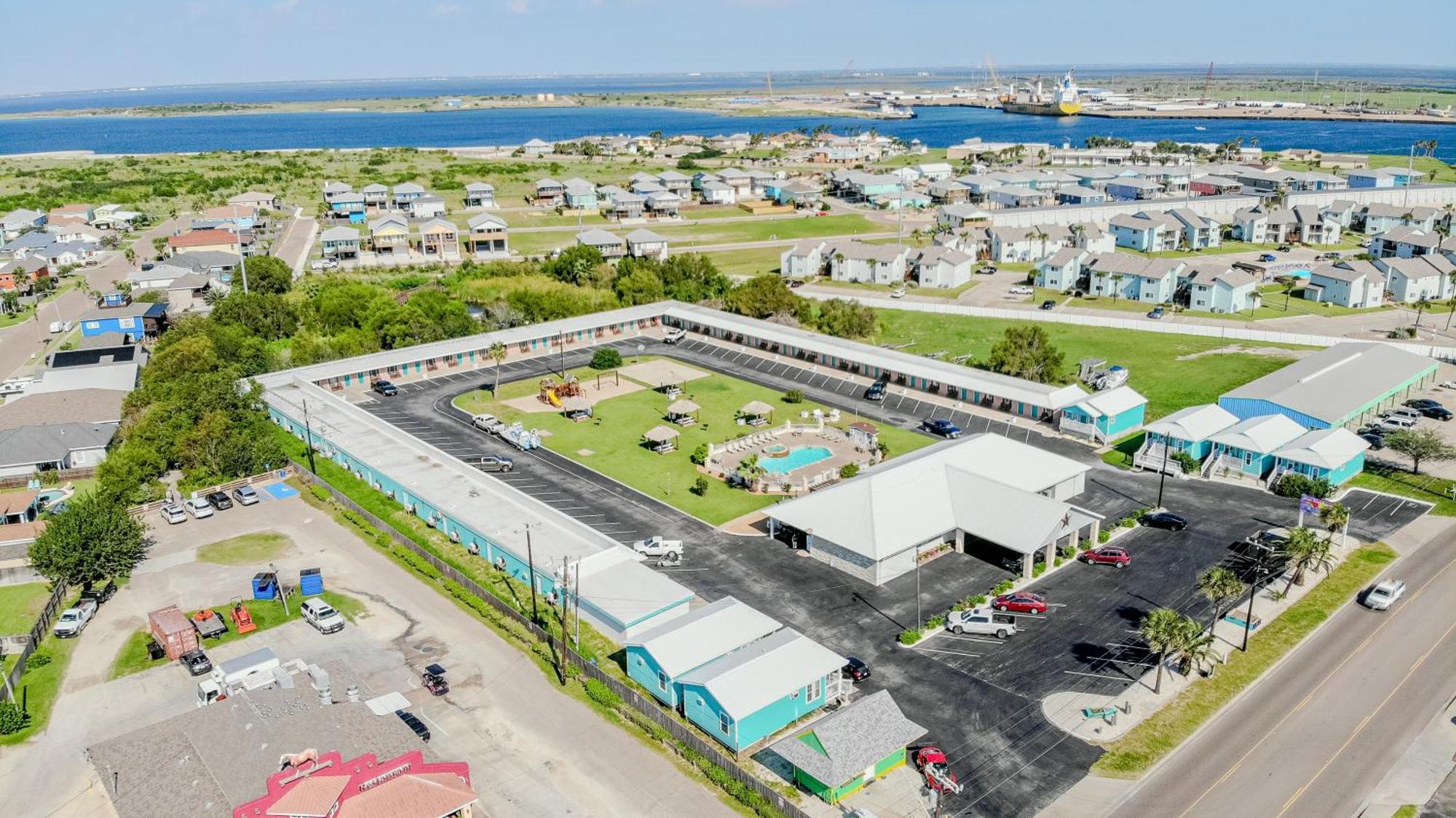 Shark Reef Resort Motel&Cottages Port Aransas Exteriör bild